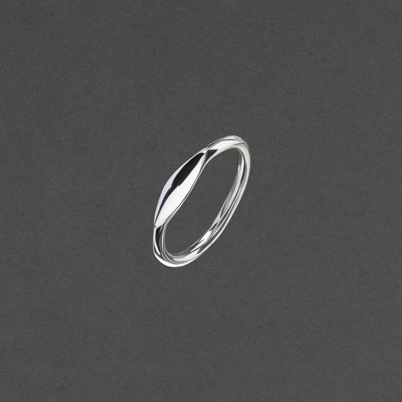 SILVER MARQUISE SIGNET BAND