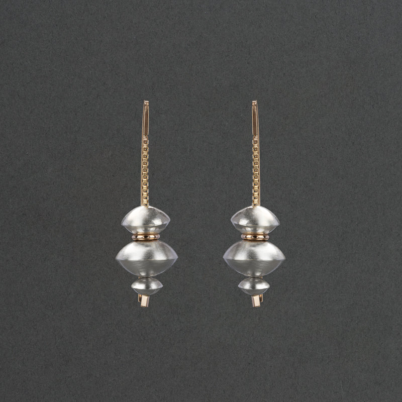VESSEL PULL THROUGH TWO TONE EARRING