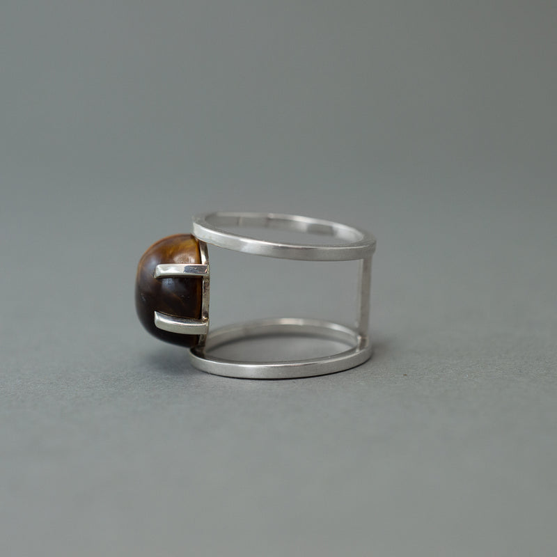 ROUND TIGER'S EYE AND SILVER RING